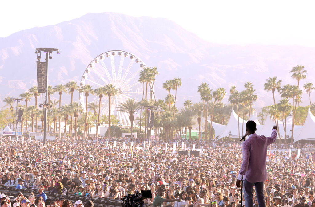 Blick von der Coachella-Bühne auf die Menschenmenge