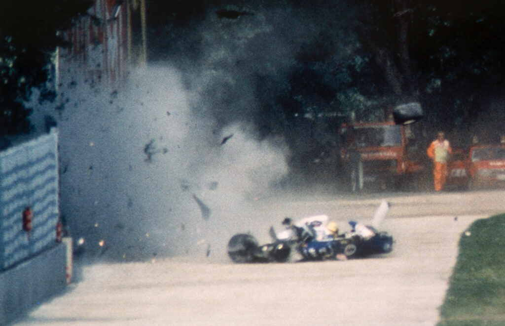 Formel 1-Auto von Ayrton Senna beim Crash in Imola