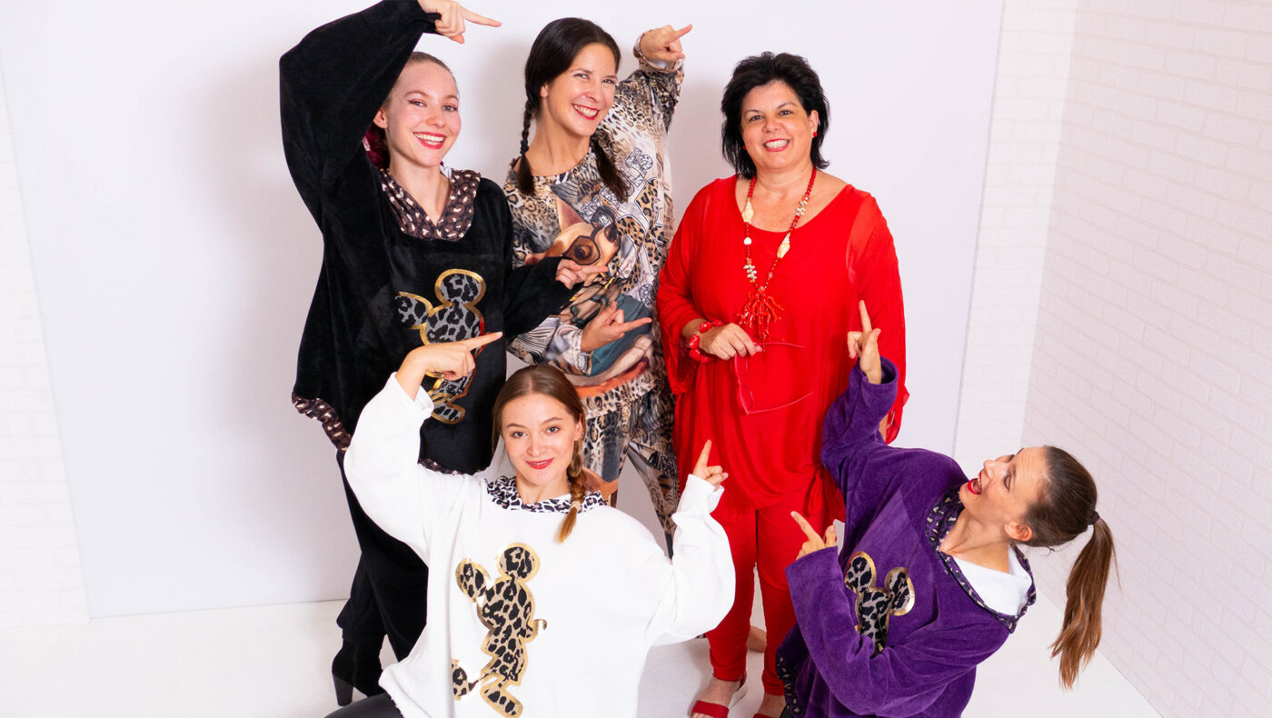 Mit ModeWelt Manu Kainer macht Moderberaterin Manuela Kainer Online-Shopping für Frauen inspirierend und persönlich