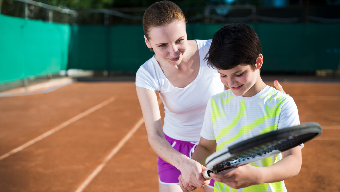 Sharety Padel Tennis Vereinsnetzwerk verbindet Padel-Freilassing mit Charity, Kapstadt-Austausch und Cooktastic-Projekten.