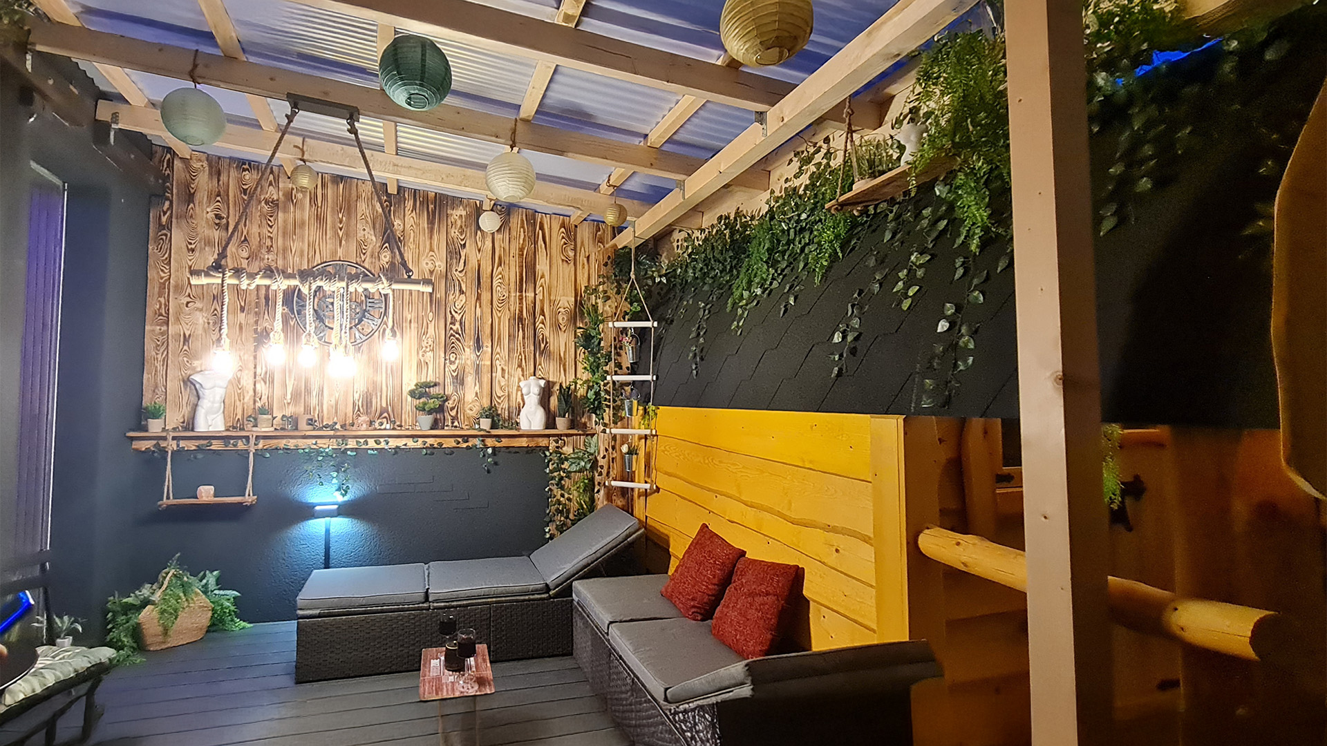 Private Spa-Erlebnis von Juloft Leverkusen-Opladen: exklusiver Rückzugsort für Paare, Privatsphäre, Romantik.