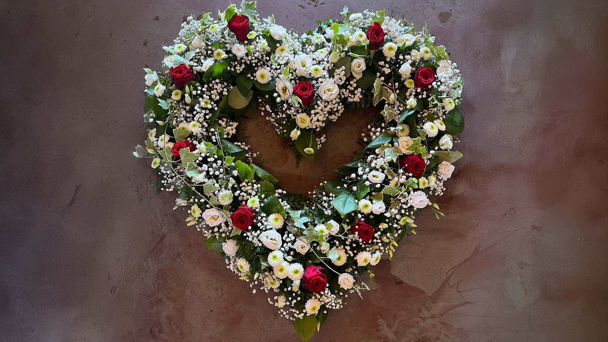 Blütensti(e)l in Utzenaich überzeugt als Hochzeitsflorist mit individueller Beratung, Eventdeko und regionalen Blumen.